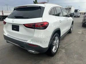 Mercedes-Benz CLA-Class 2021 White