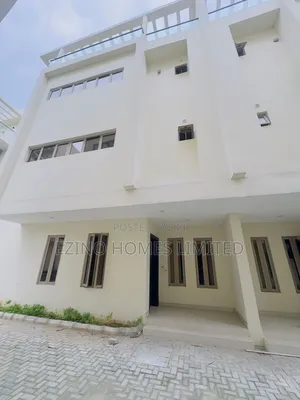 5bdrm Duplex in Mini Estate, Banana Island for sale
