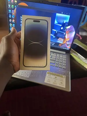 New Apple iPhone 14 Pro Max 256 GB Silver