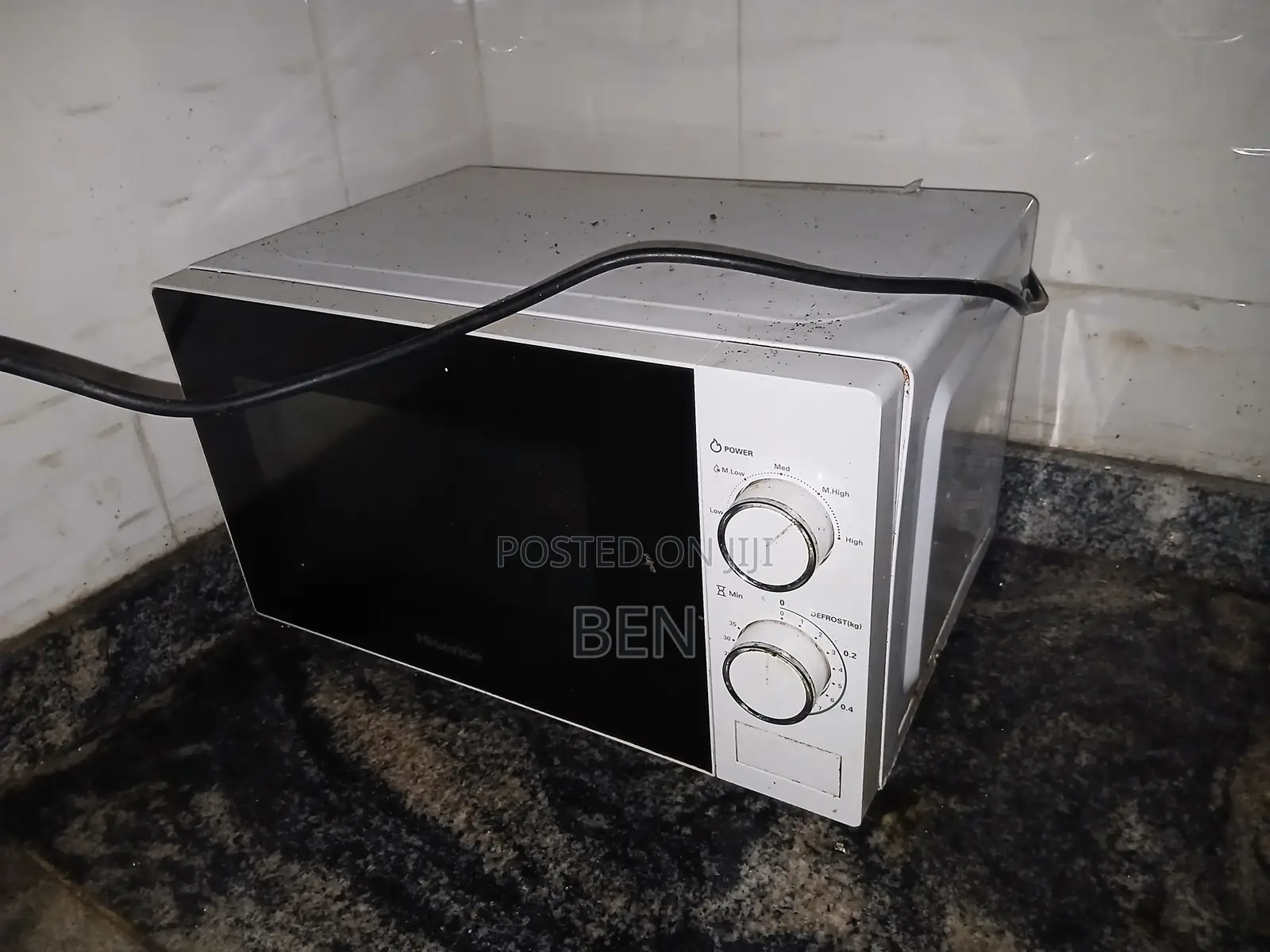 Hisense Microwave Oven – Clean Fully Working