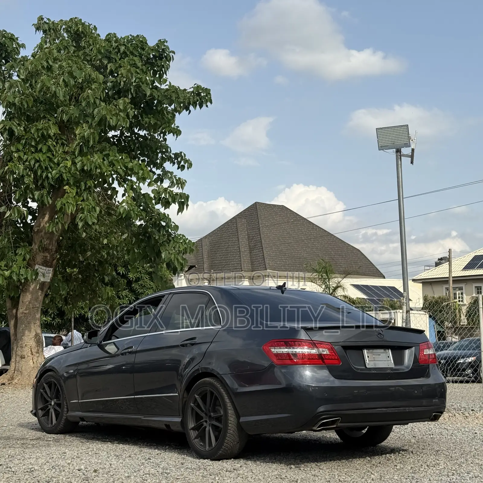 Mercedes-Benz E350 2010 Gray