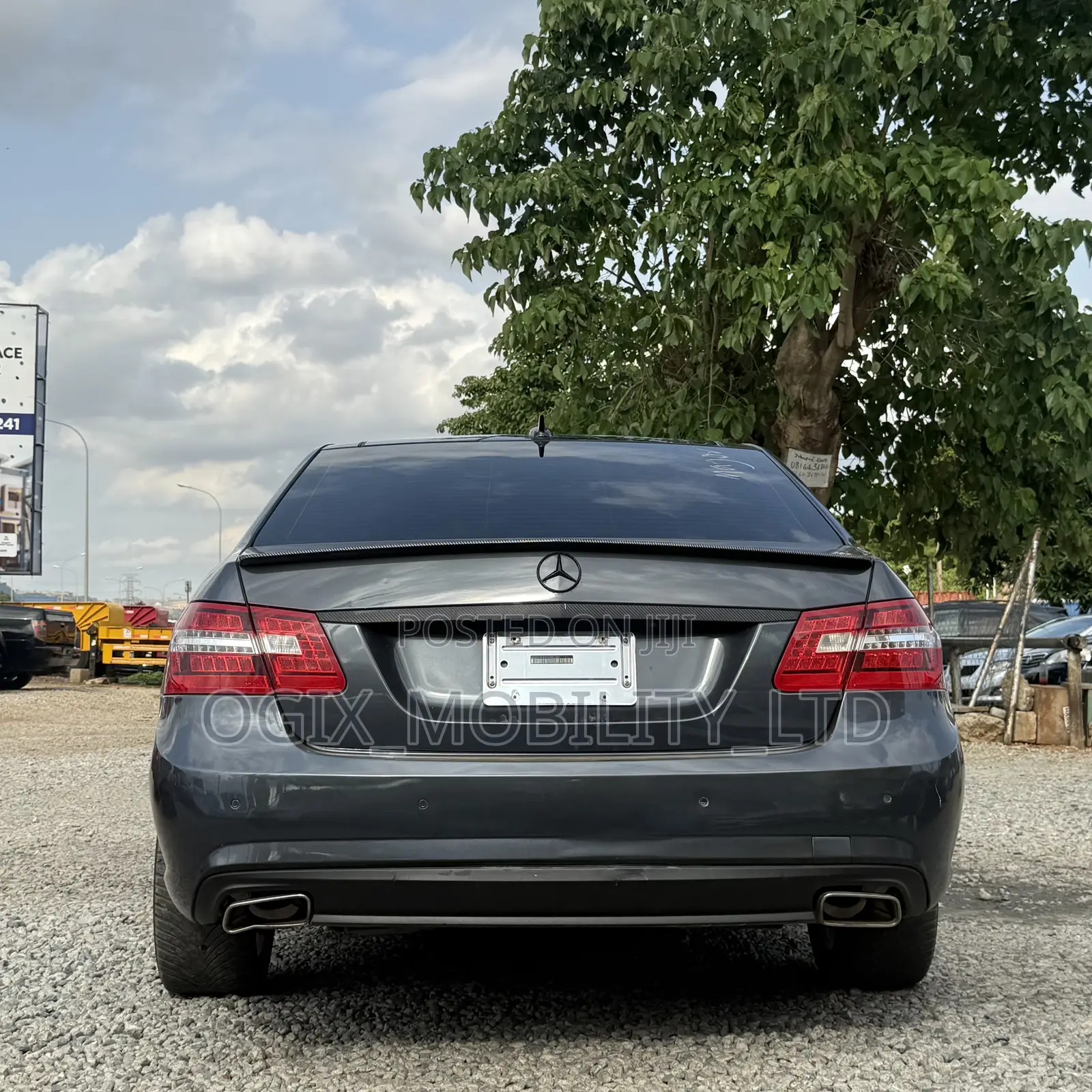 Mercedes-Benz E350 2010 Gray
