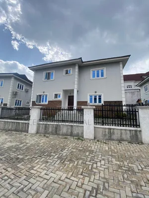 5bdrm Duplex in Onireke Jericho Gra for rent