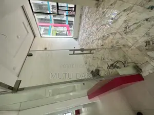 20sqm Shop Space Available for Rent