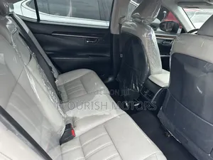 Lexus ES 350 FWD 2016 Blue