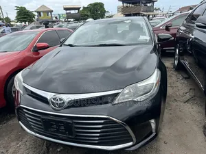 Toyota Avalon XLE Premium FWD Sedan (3.6L 6cyl 6A) 2016 Black