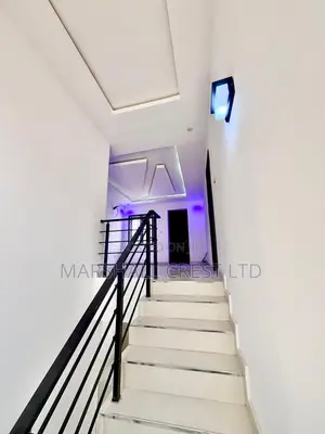 4bdrm Duplex in Off Lekki-Epe Expressway for rent