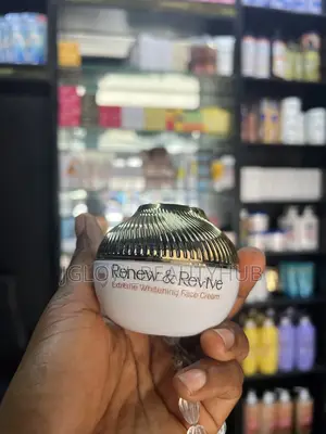 Renew and Revive Extreme Whitening Face Cream