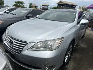 Lexus ES 2012 Silver