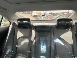 Lexus ES 2012 Silver