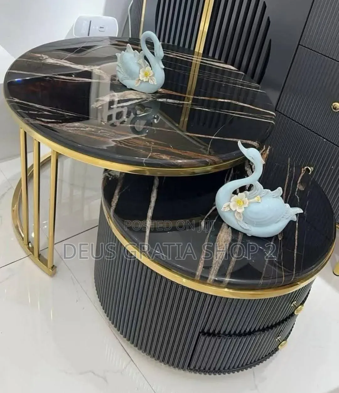 Extendable Marble Centre Table 2 in 1