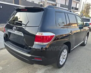Toyota Highlander 2013 Black