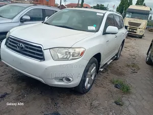 Toyota Highlander 2011 White