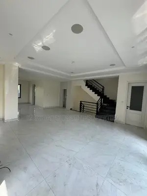 5bdrm Mansion in Banana Island for rent