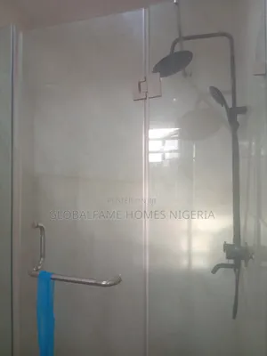2bdrm Block of Flats in Ocean Palm Estate,  for rent