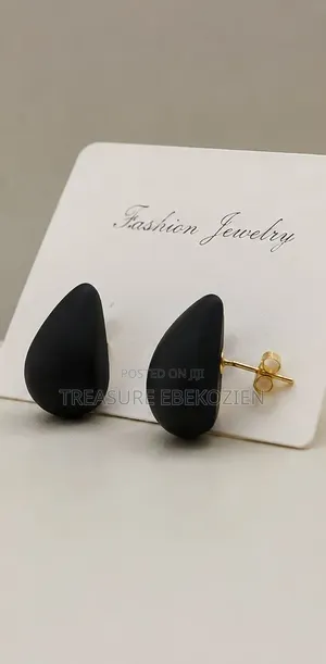 Tear Drop Ear Rings