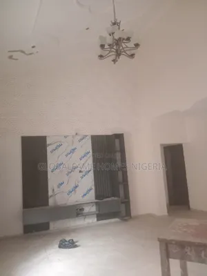 3bdrm Block of Flats in Ocean Palm Estate for rent