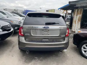 Ford Edge Limited 4dr SUV AWD (3.5L 6cyl 6A) 2014 Gold