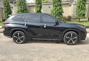 Toyota Highlander 2021 Black