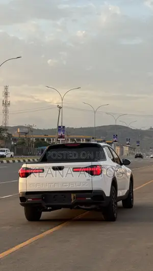 Hyundai Santa Cruz 2023 White