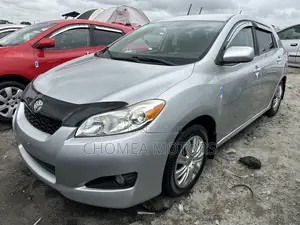 Toyota Matrix 2010 Silver