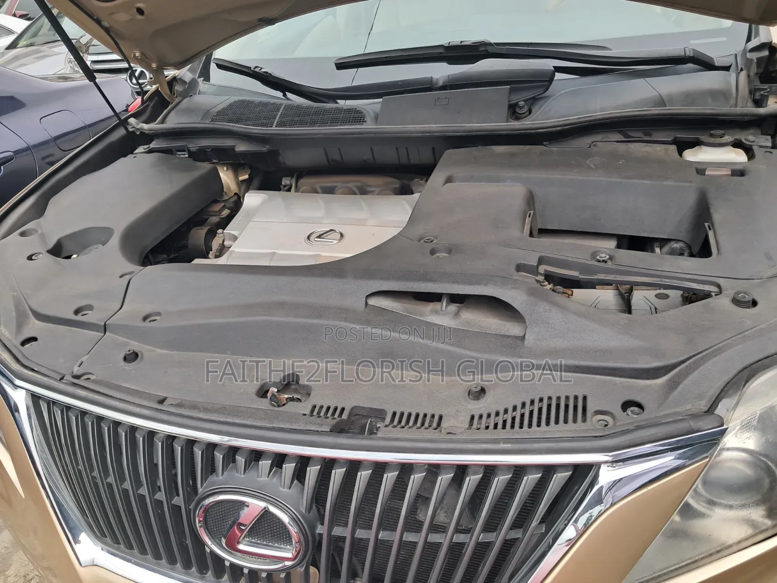 Lexus RX 350 2010 Gold
