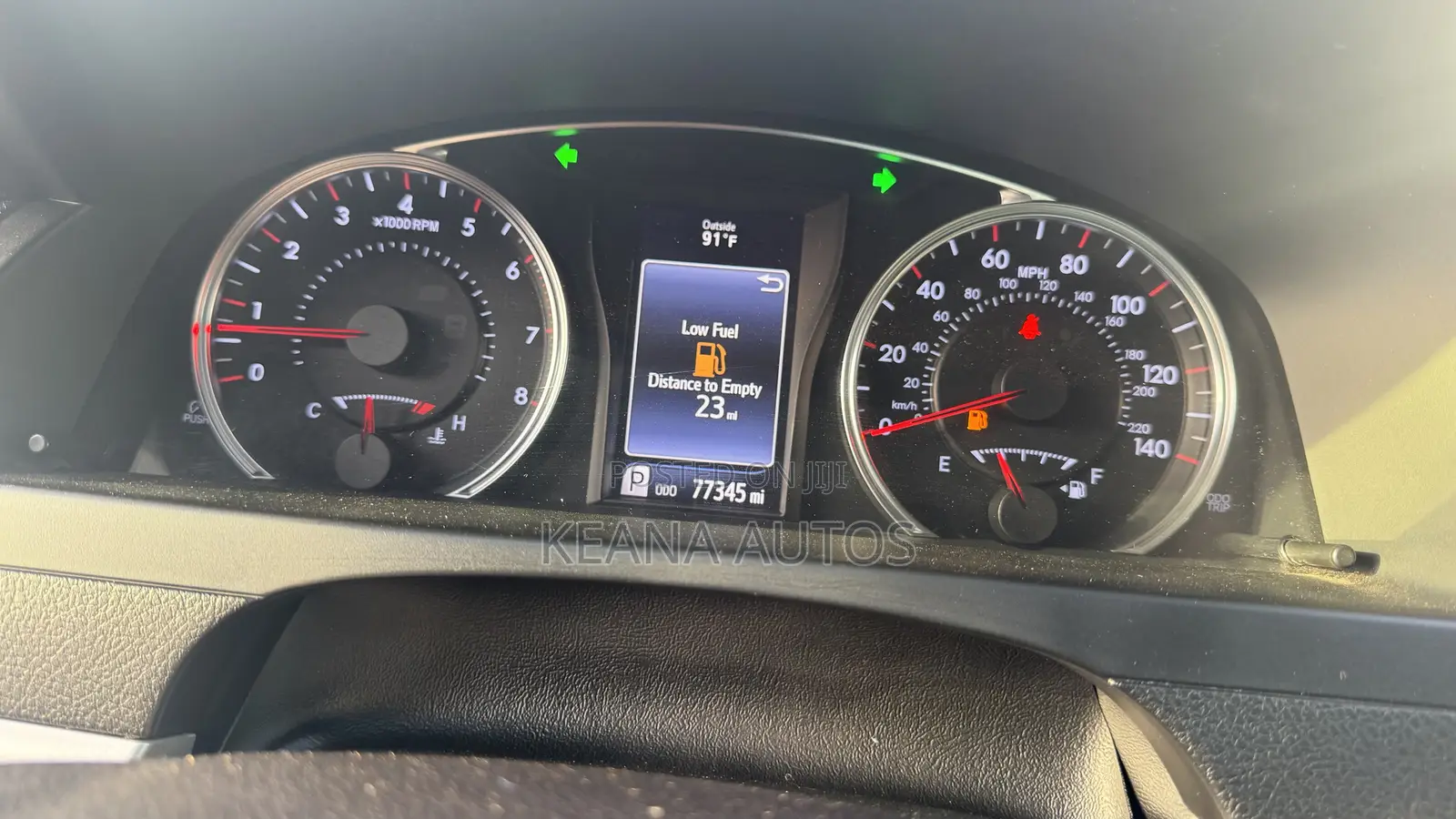 Toyota Camry 2016 Maroon