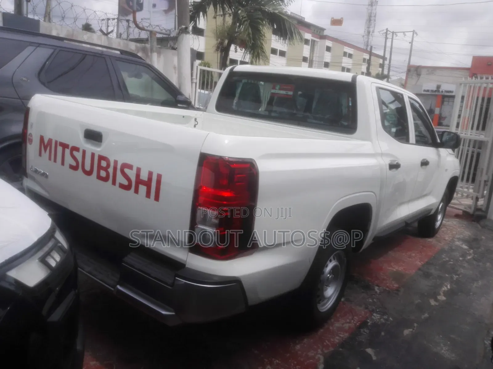 Mitsubishi L200 2025 White
