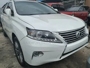 Lexus RX 350 FWD 2013 White