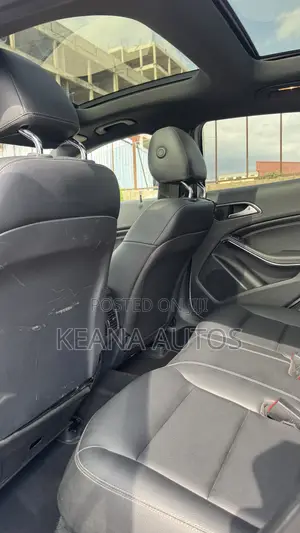 Mercedes-Benz CLA-Class 2016 Silver