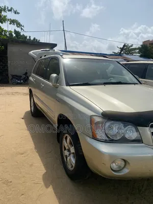 Toyota Highlander Limited V6 AWD 2003 Gold