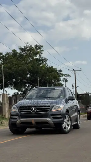 Mercedes-Benz M Class ML 350 4Matic 2013 Gray