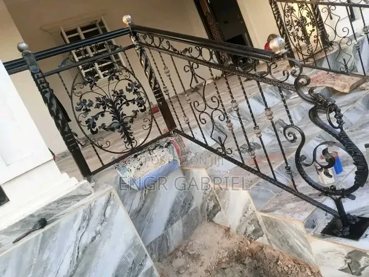 De Mega Engineering