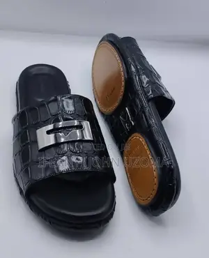 Classic Leather Men Slippers