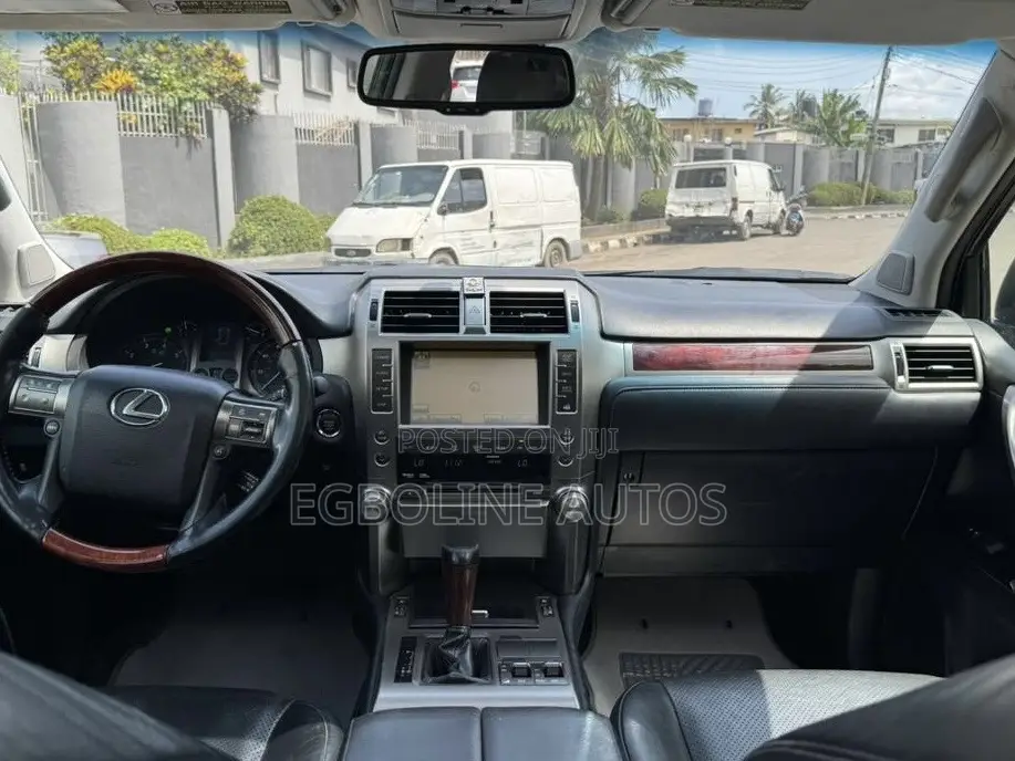 Lexus GX 460 2010 Gray