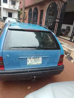 Mercedes-Benz C-Class 2001 Blue