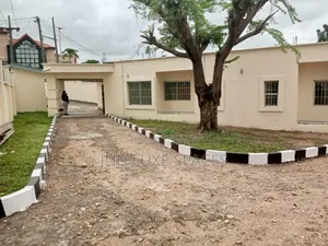 6 Bedroom Detached Bungalow With a Big Compound
