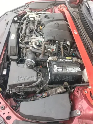Toyota Camry XLE FWD (2.5L 4cyl 8AM) 2018 Burgundy