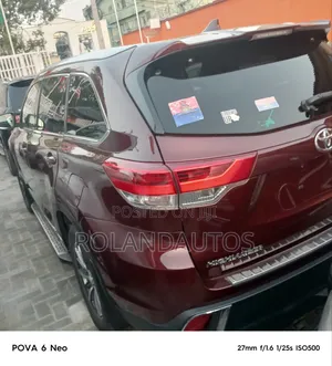 Toyota Highlander 2019 Brown