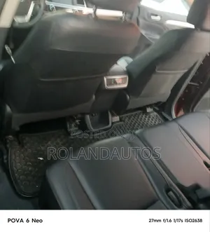 Toyota Highlander 2019 Brown