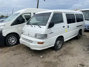 Mitsubishi L300 2013 White