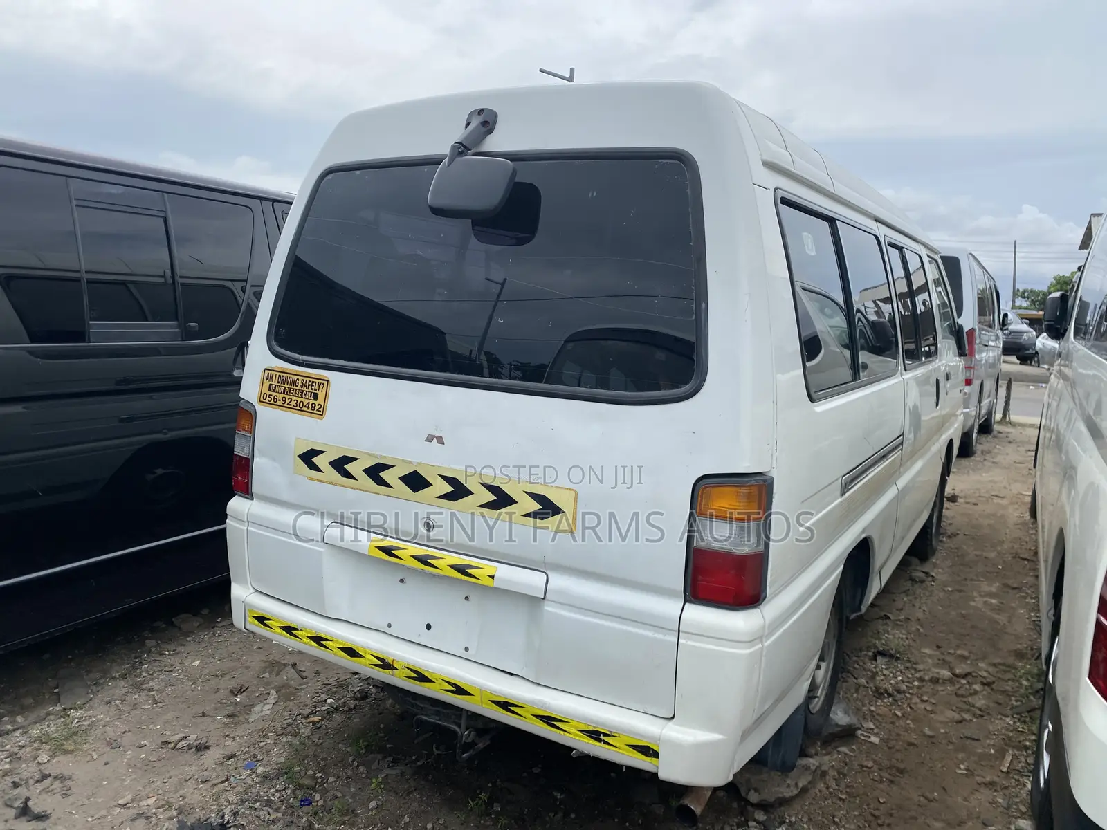 Mitsubishi L300 2013 White