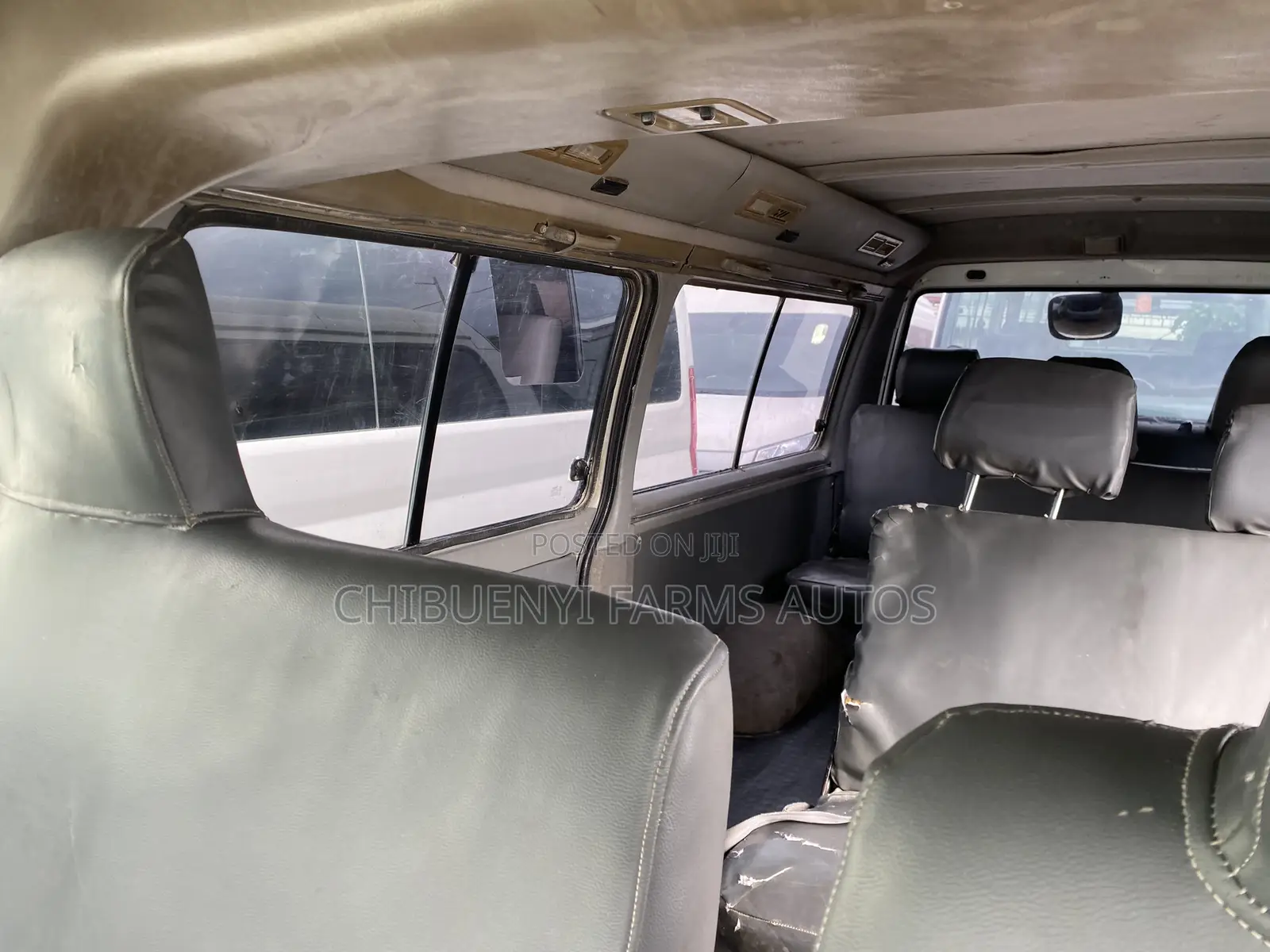 Mitsubishi L300 2013 White