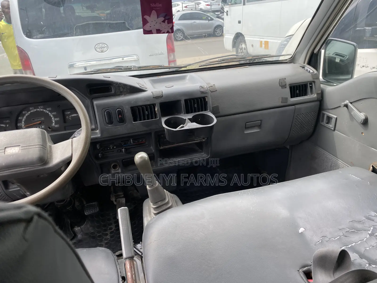 Mitsubishi L300 2013 White