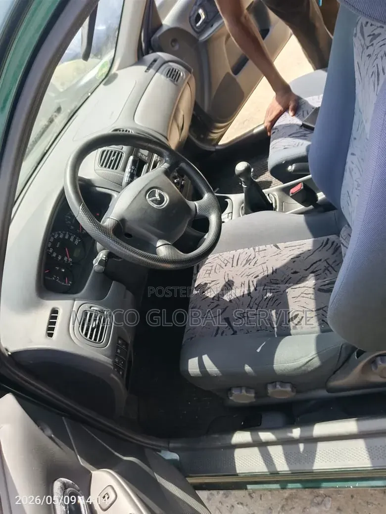 Mazda 323 2005 Green