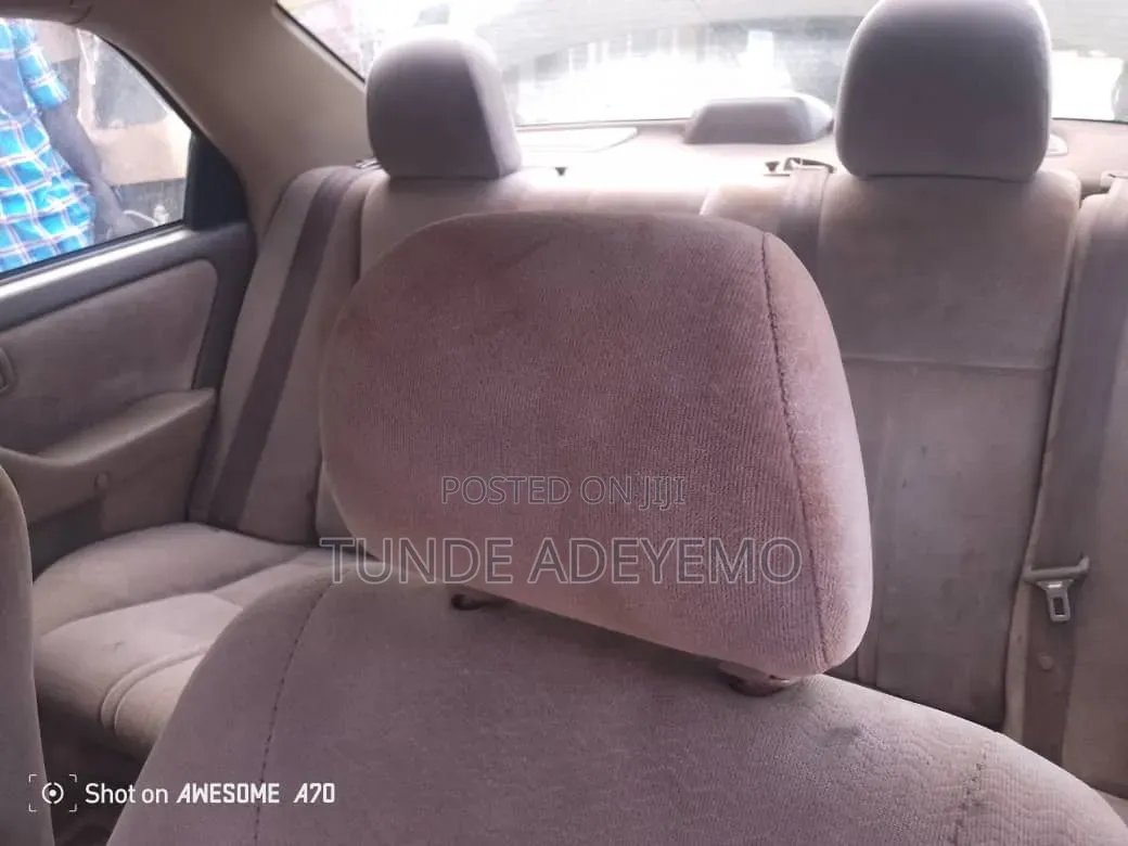 Toyota Camry 2000 Silver