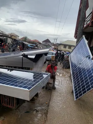 630w Jinko Bifacial Solar Panel