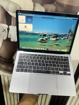 Laptop Apple MacBook Pro 2022 M2 8GB Apple M2 SSD 512GB