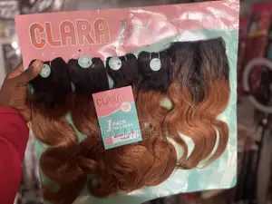 Packet Hairs Bundles and 4 by 4 Closure