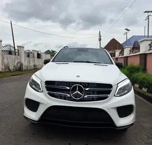 Mercedes-Benz GLE-Class 2018 White
